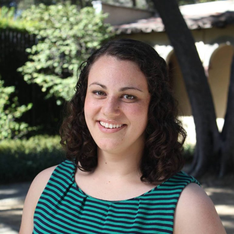 Sarah Hiller-Spevack headshot